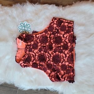 NWT Lace crop top small